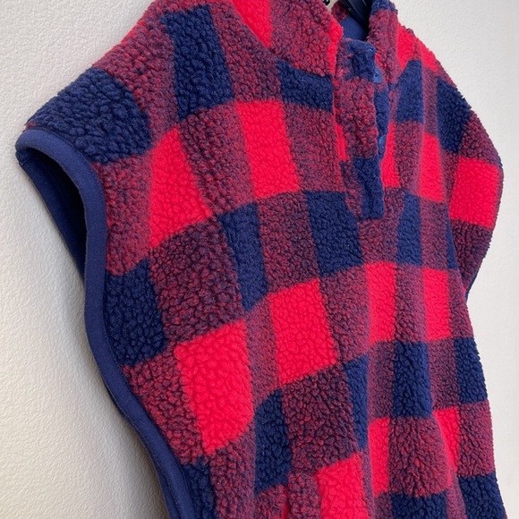 Cat & Jack Plaid Fleece Hooded Poncho - Picture 5 of 7